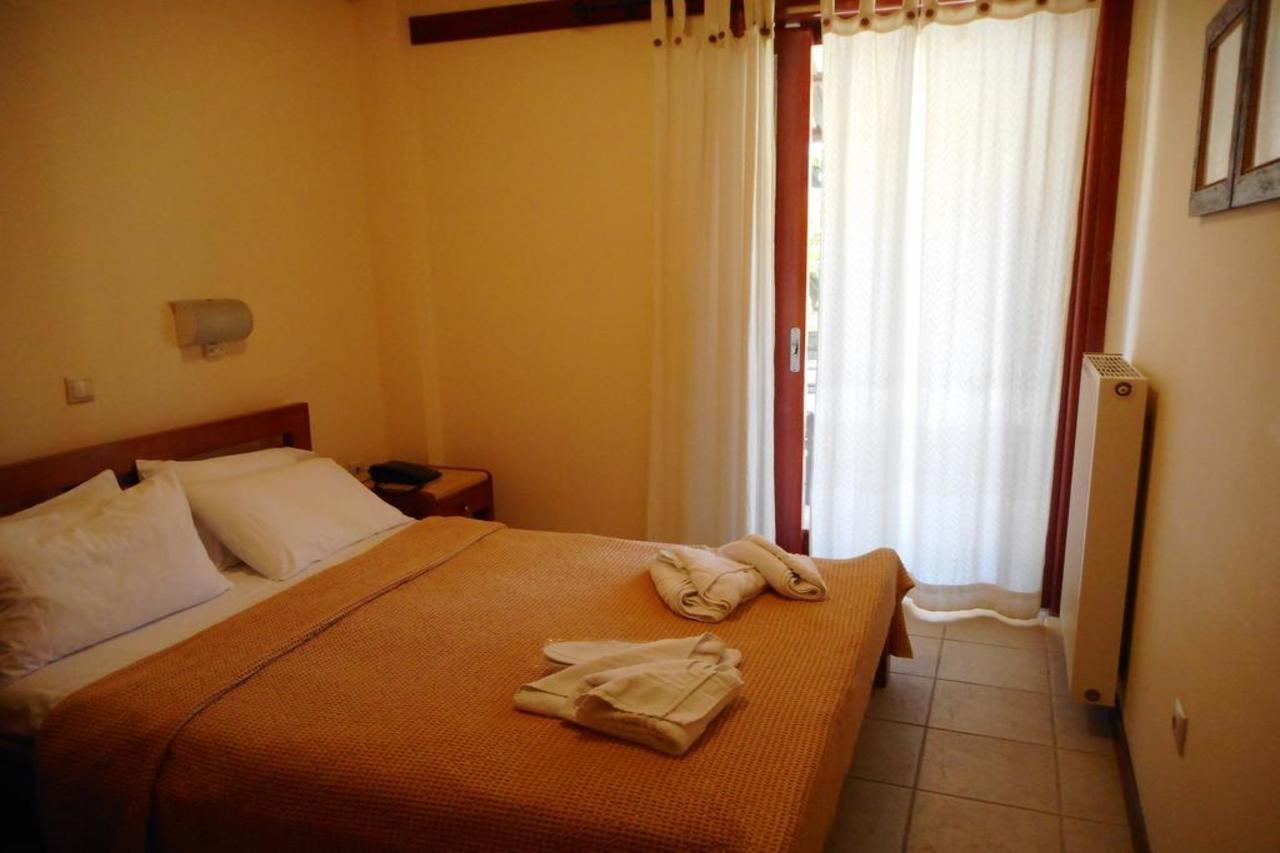 Akroyali Hotel & Villas Mési Exterior foto