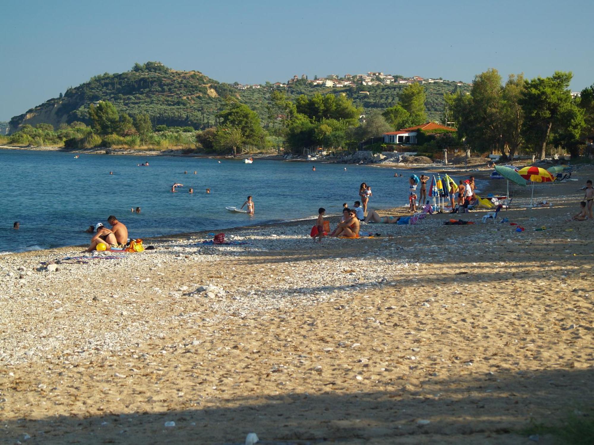 Akroyali Hotel & Villas Mési Exterior foto